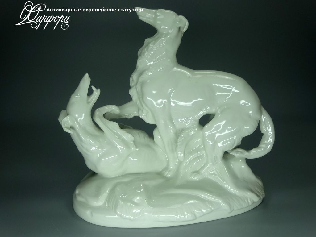 Купить фарфоровую статуэтку Schaubach Kunst Играющие борзые